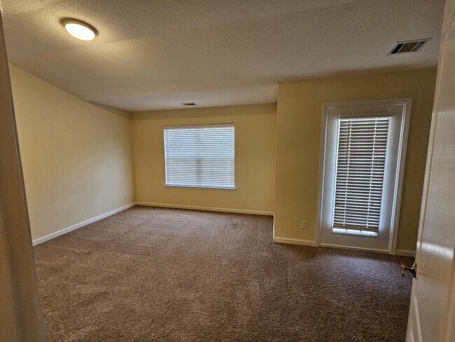 Building Photo - 116 Reese Way