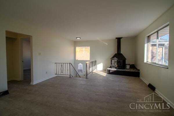 Building Photo - 6024 Ridgeacres Dr