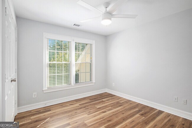 Building Photo - 2995 Wellbrook Dr