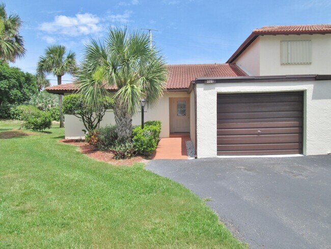 Building Photo - 3261 Beach View Way