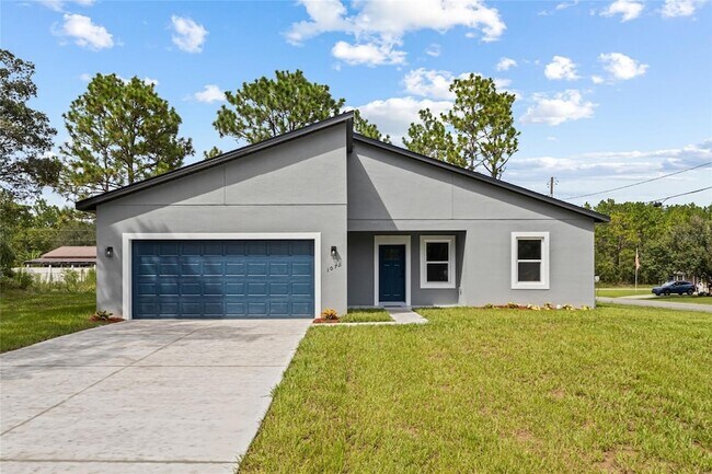 Building Photo - 1071 W Hampshire Blvd