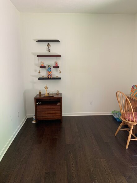 Building Photo - 304 Thurgood Dr