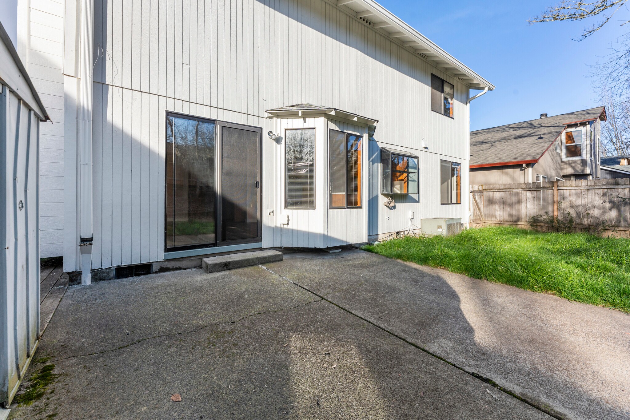 Building Photo - 7050 SW 174th Ave