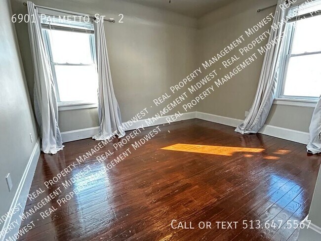 Building Photo - 6901 Palmetto St