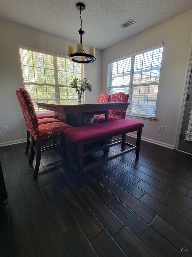 Building Photo - 206 Rhett Ct