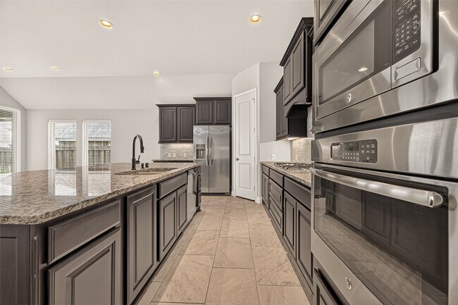 Building Photo - 27124 Holtwood Grove Rd