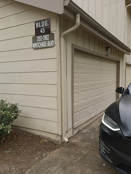 Building Photo - 3152 Windchase Blvd