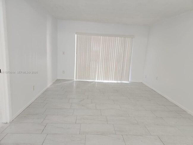 Building Photo - 3816 SW 68th Way