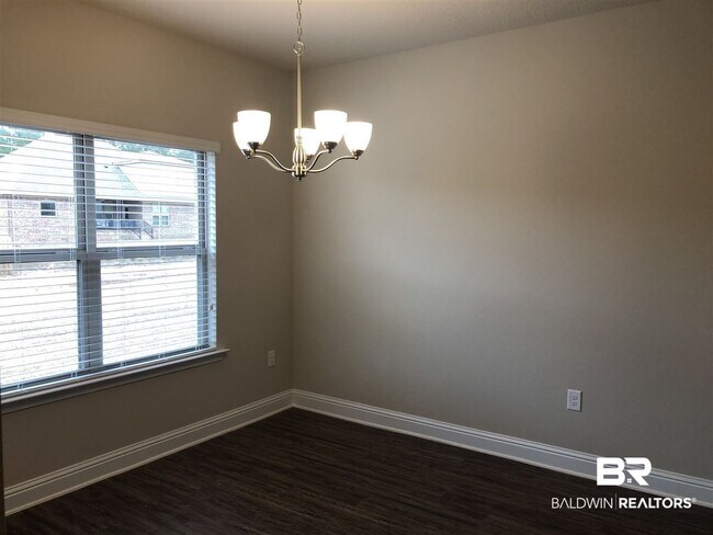 Building Photo - 12781 Waxwing Ave