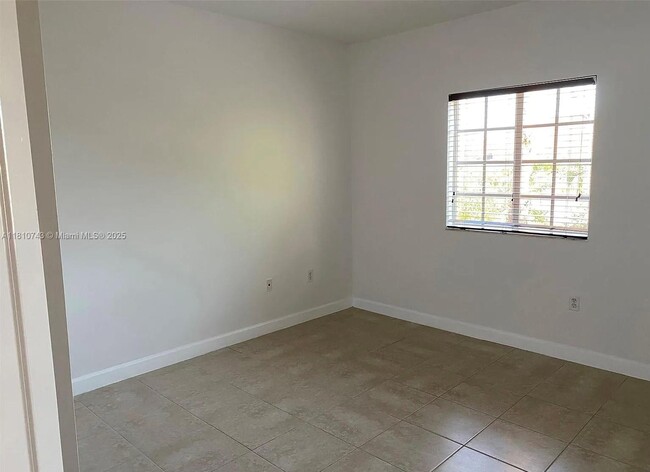 Building Photo - 16563 SW 50th Terrace