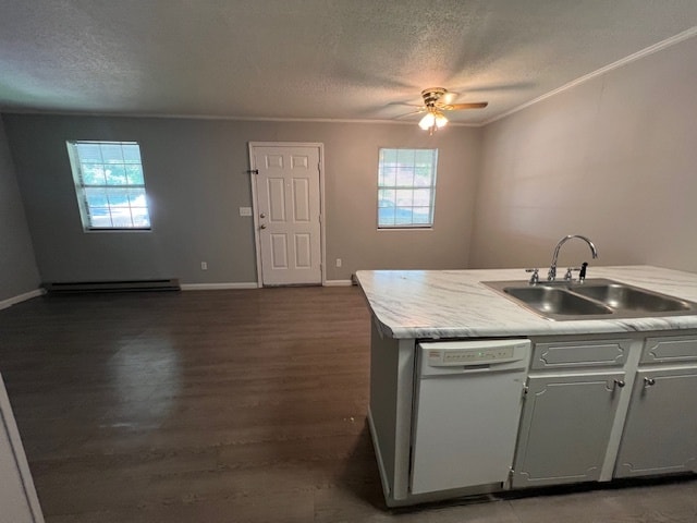 Building Photo - 235 Corona St