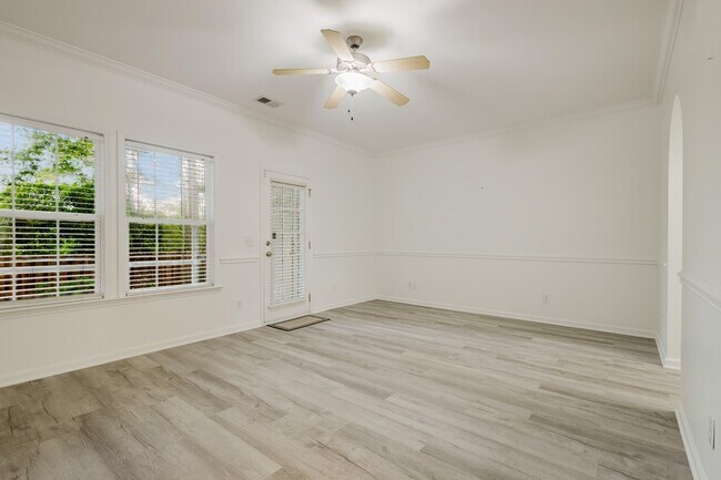 Building Photo - 1698 Low Country Pl