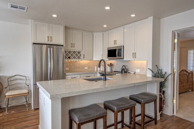 Building Photo - Rates Vary $1,995 - $3,495