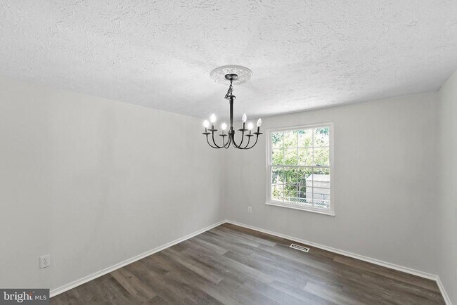 Building Photo - 12312 Streamvale Cir