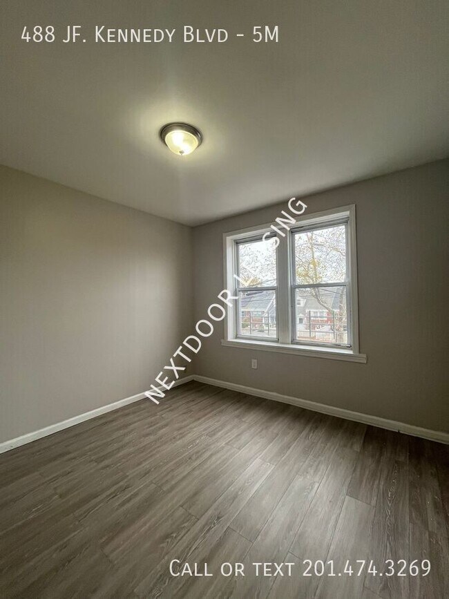 Building Photo - 488 John F. Kennedy Blvd