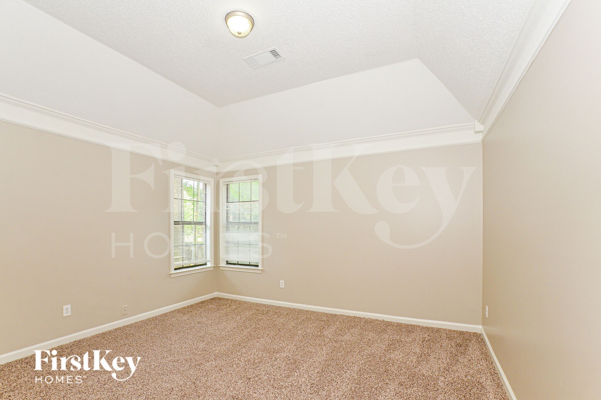 Building Photo - 4538 Kings Grant Dr