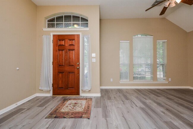 Building Photo - 24810 Sageford Ct