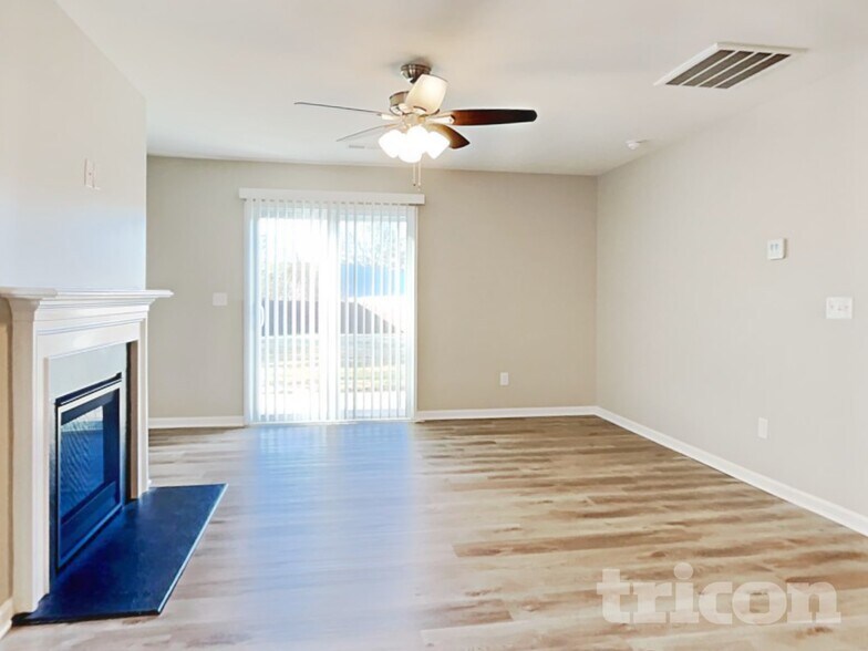 Building Photo - 1059 Summerlin Trl