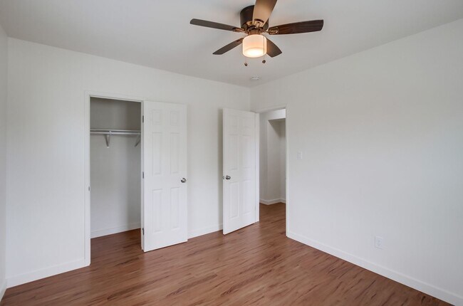 Building Photo - Updated 2-Bed Condo in Prime North Park