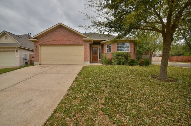 Building Photo - 2000 Maize Bend Dr