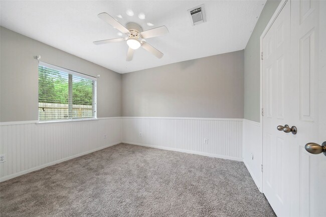 Building Photo - 6903 Summer Bridge Ln