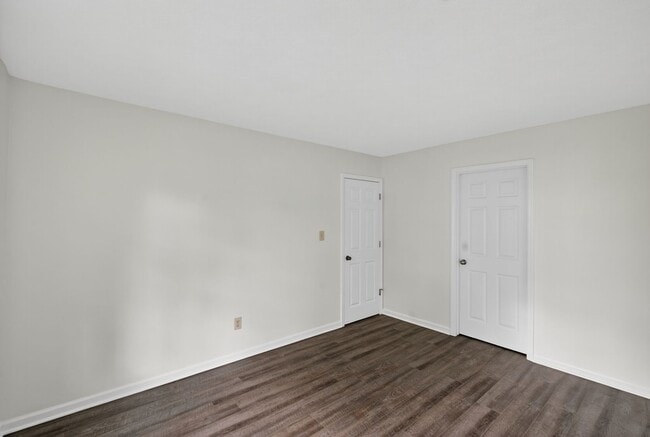 Building Photo - Charming 3-Bedroom Home in a Peaceful Neig...