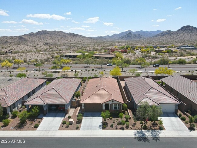 Building Photo - 8419 S 164th Dr