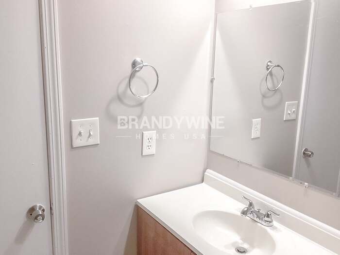 Building Photo - 7272 Indian Hill Trail