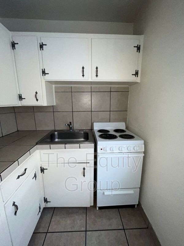 331 E Elm St 331 E Elm St Hanford CA 93230 Apartment Finder