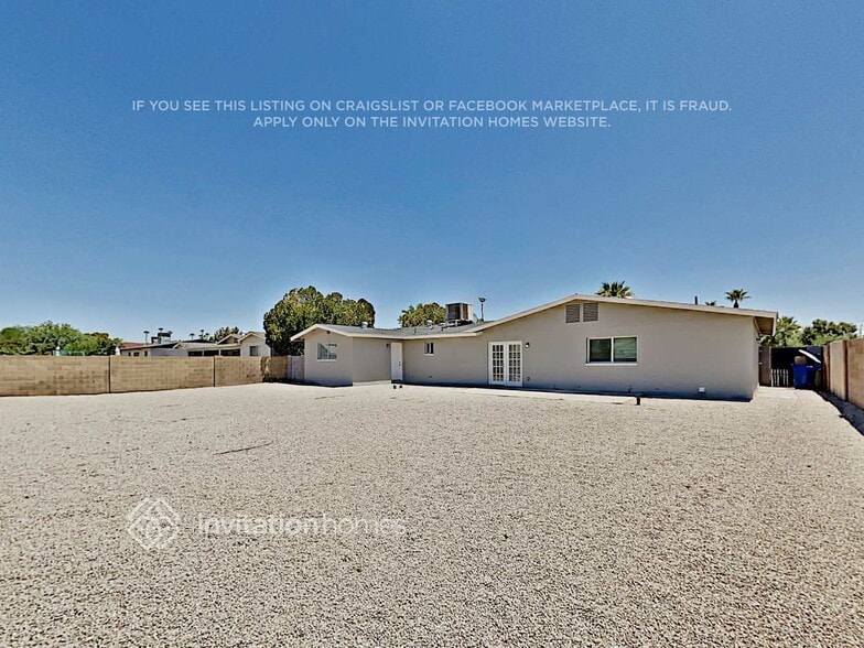 Building Photo - 2130 E Concorda Dr