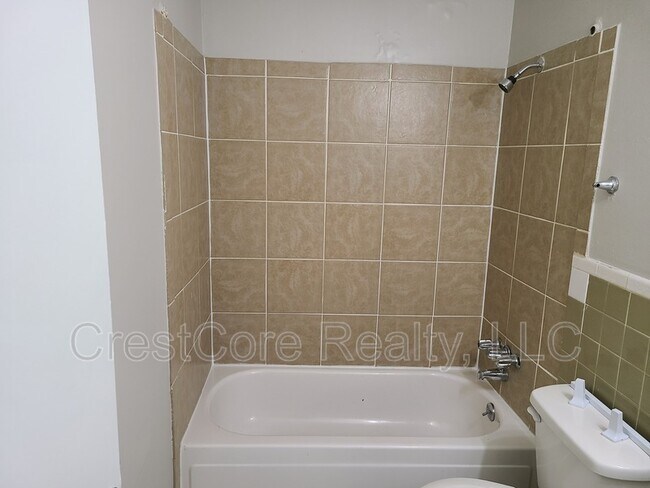 Building Photo - 5545 Apple Blossom Dr