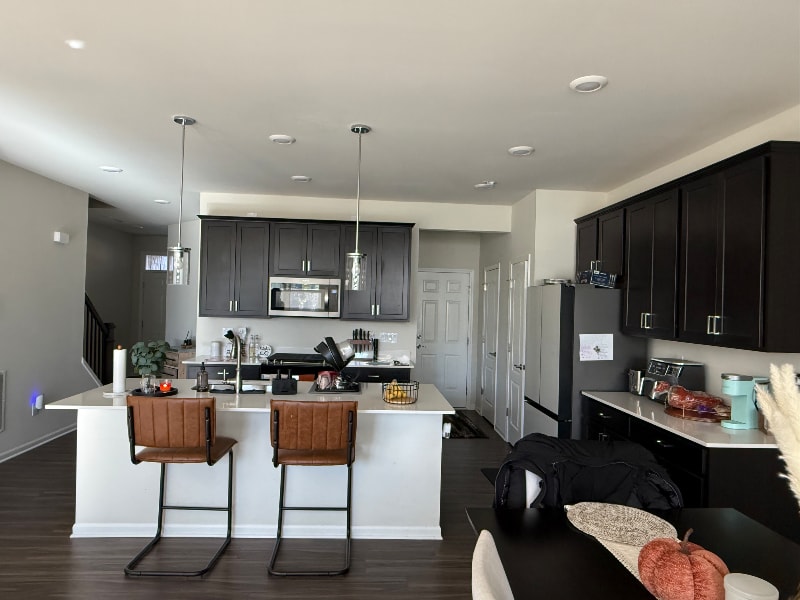 Building Photo - 421 Addison Cir