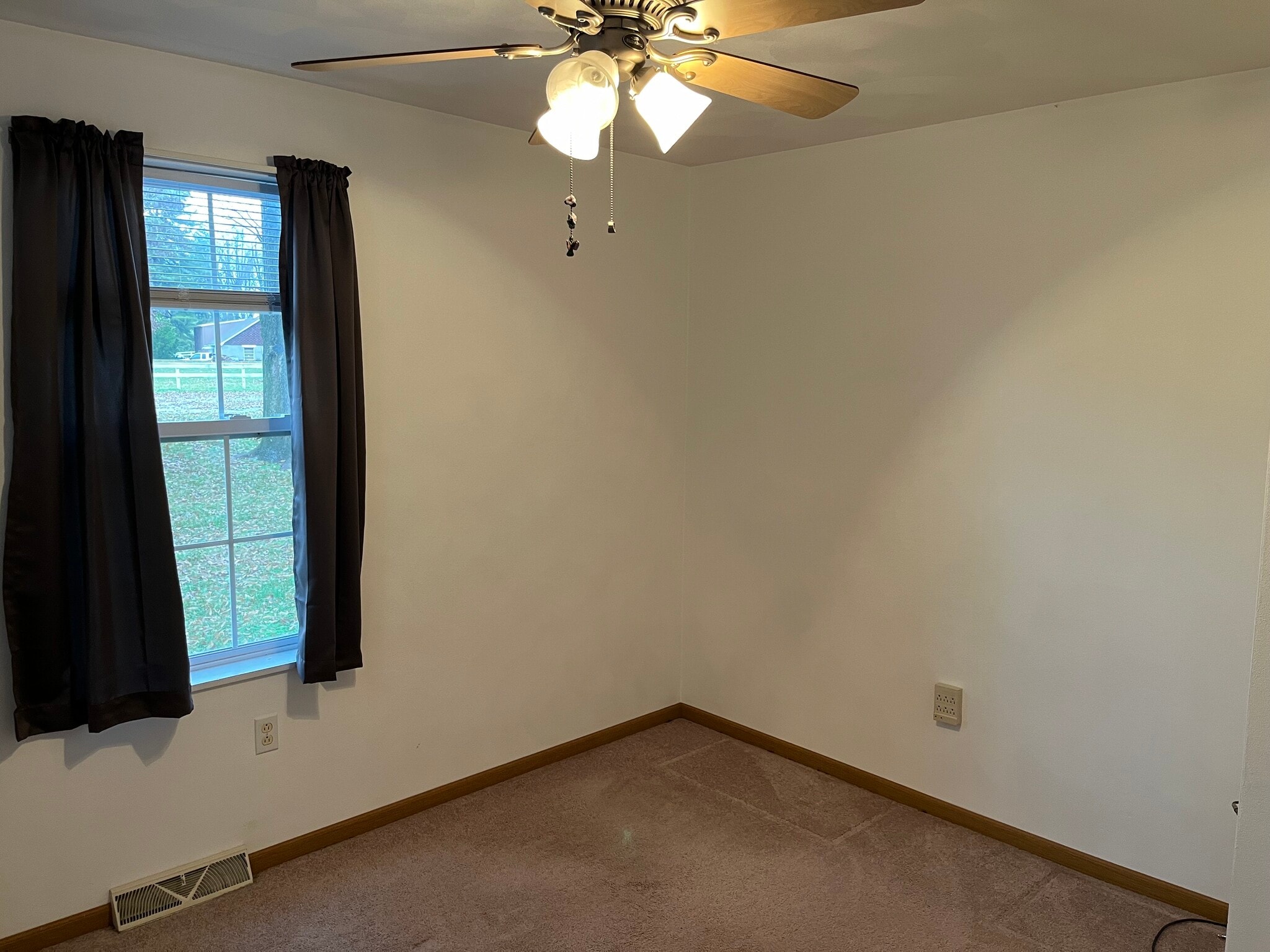 Building Photo - 2625 S Belt W