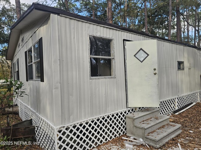 Building Photo - 7577 Sonia Dr