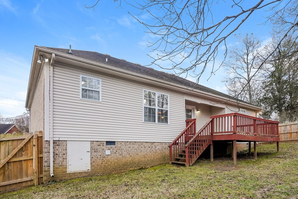 Building Photo - 606 Parrish Wood