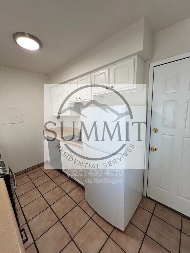 Building Photo - 926 N Belvedere Ave