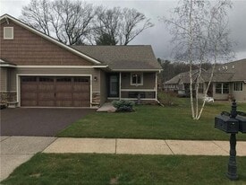 Building Photo - 646 Blue Karner Dr