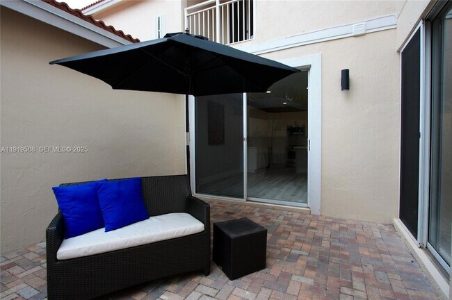 Building Photo - 935 Lemonwood Ct