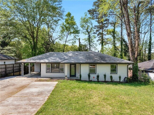 Building Photo - 2903 Monterey Dr