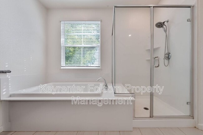 Building Photo - 3057 Bernini Pl