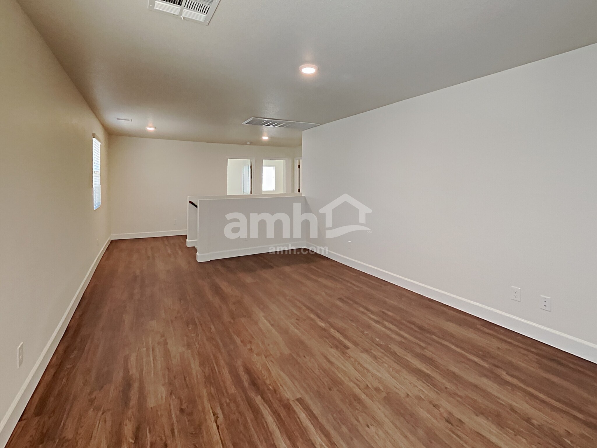 Building Photo - 9611 Harkes Dr