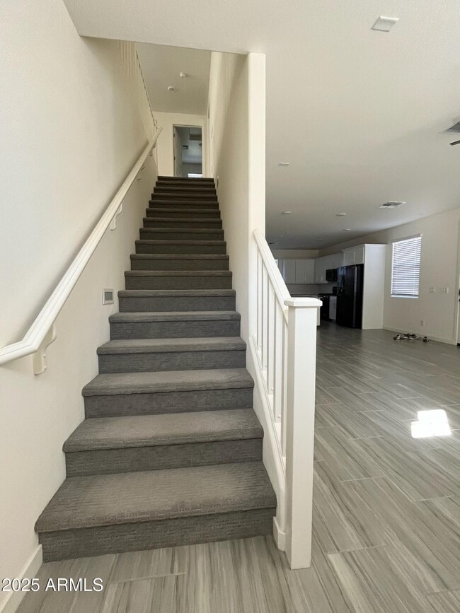 Building Photo - 710 N Bay Dr