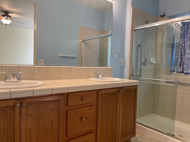 Building Photo - Reno Rental Finders - 1605 Cosenza Dr. Sparks, NV 89434