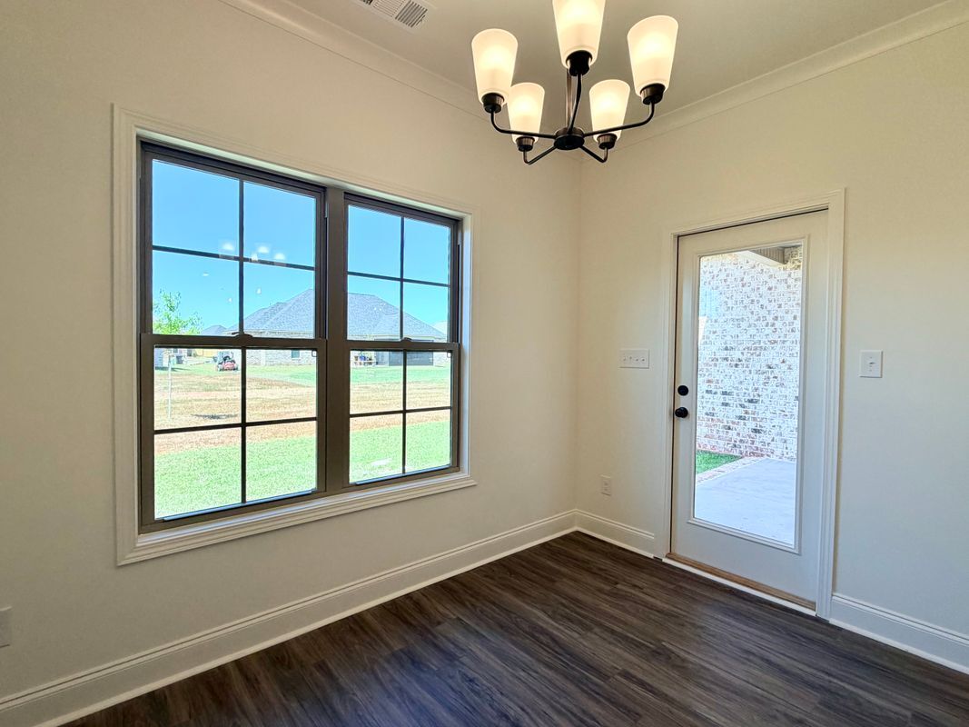 Building Photo - 527 Bristleleaf Path