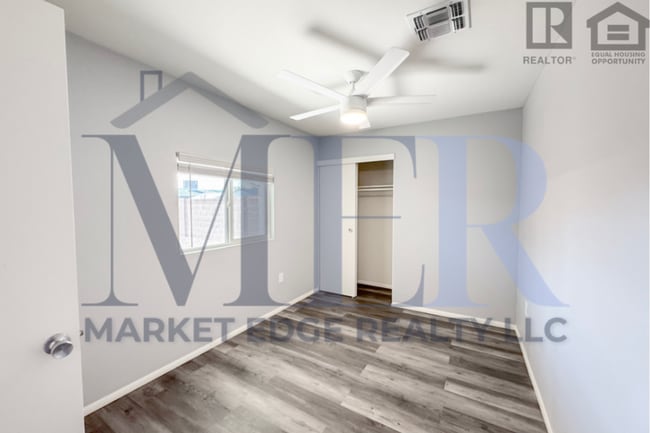 Building Photo - 3Bed/2Bath Home at Olive Ave/103rd Ave! Ready for Immediate Move-In! -- RV GATE! NO HOA!