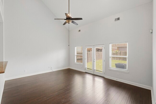 Building Photo - 2410 Ranna Ct