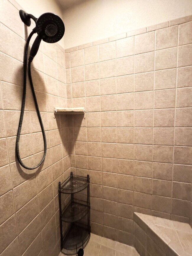 Building Photo - "Spacious 4-Bedroom, 2-Bathroom SOLAR Home in Mesa del Sol!"