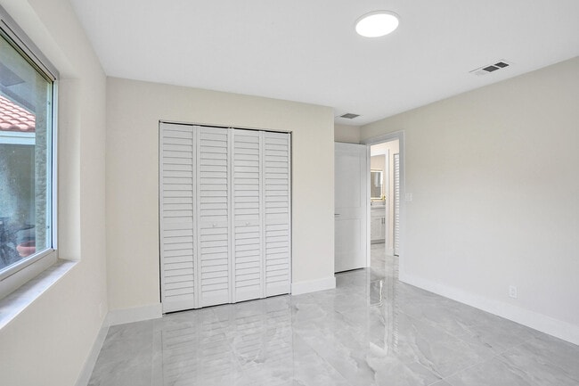 Building Photo - 2881 NW 98th Way