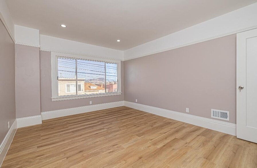 Building Photo - 315 Peoria St