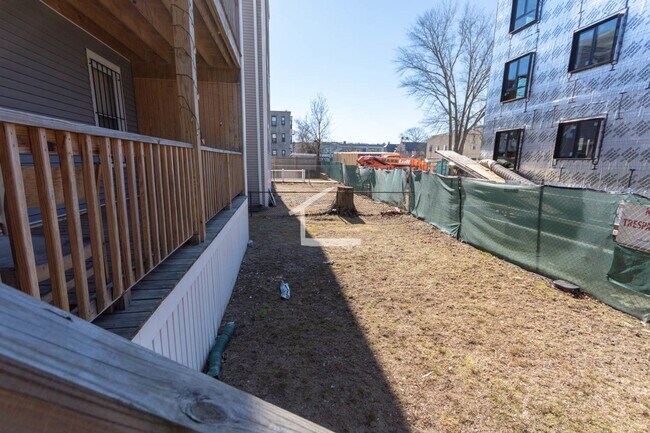 Building Photo - 5 Gardner Terrace